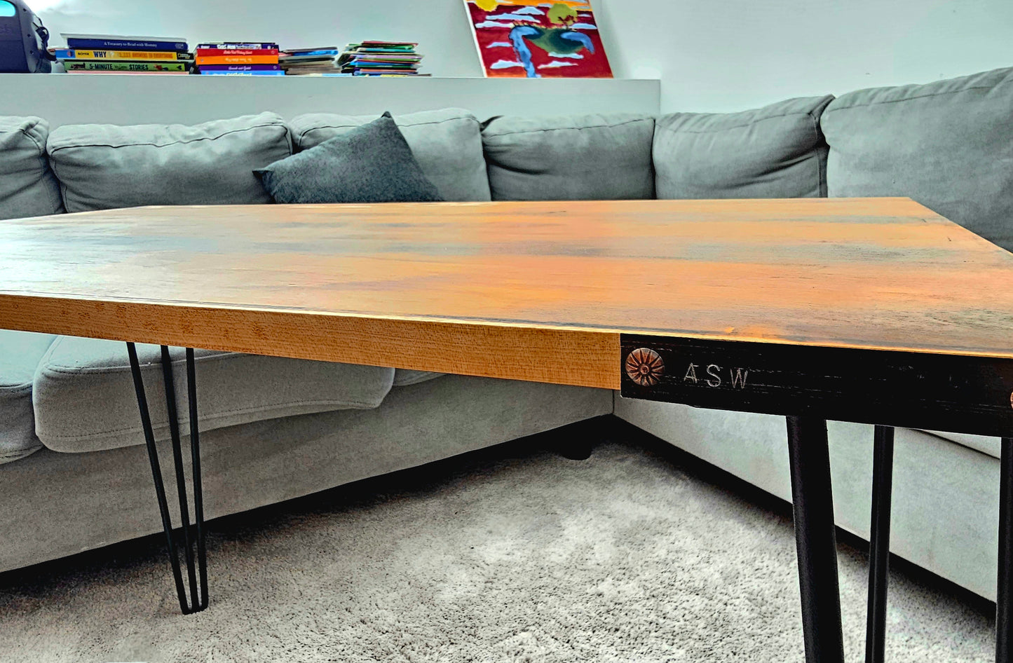 Birch Wood Coffee Table with Hairpin Legs, Rectangular Center Table, Natural Dark Honey with Black Nods