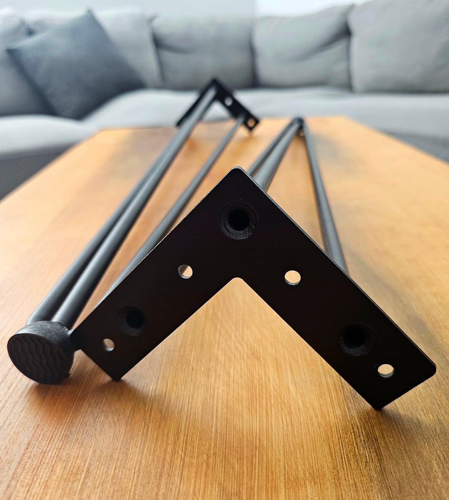 Birch Wood Coffee Table with Hairpin Legs, Rectangular Center Table, Natural Dark Honey with Black Nods